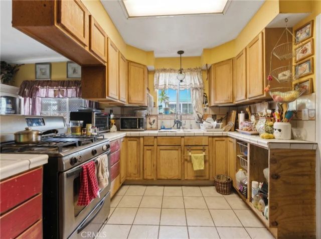 3731 W 118th, Hawthorne, CA 90250