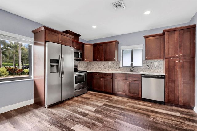 14701 Sunset Lane, Southwest Ranches, FL 33330