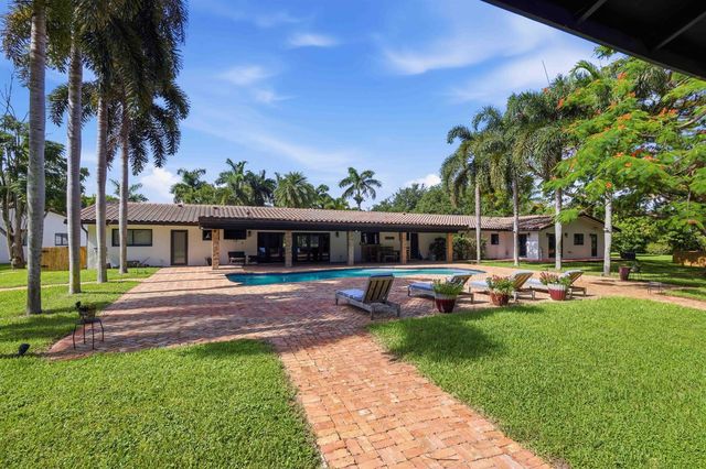 14701 Sunset Lane, Southwest Ranches, FL 33330