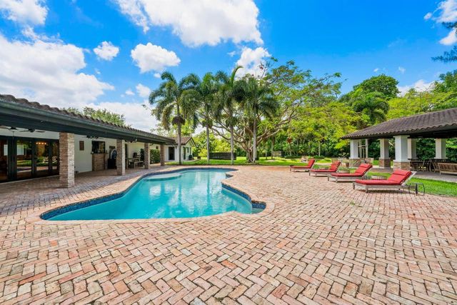 14701 Sunset Lane, Southwest Ranches, FL 33330