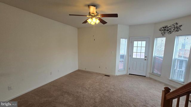 2441 OLD FARMHOUSE CT, Herndon, VA 20171