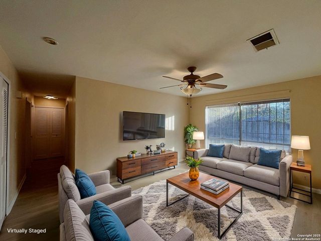 7218 Glen Trail, San Antonio, TX 78239