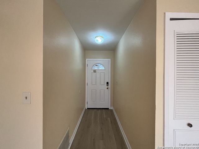 7218 Glen Trail, San Antonio, TX 78239