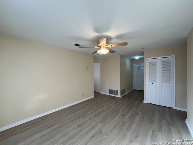 7218 Glen Trail, San Antonio, TX 78239