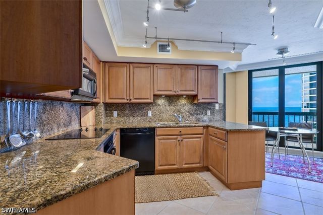4551 Gulf Shore BLVD N 1600, Naples, FL 34103