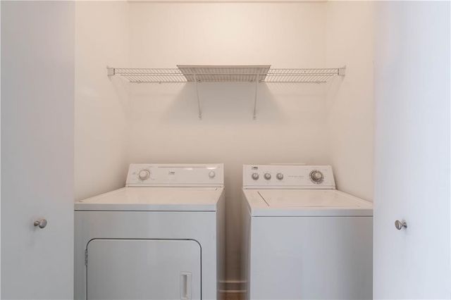 1338 Rietveld Row NW, Atlanta, GA 30318