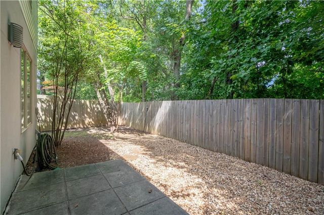 1338 Rietveld Row NW, Atlanta, GA 30318