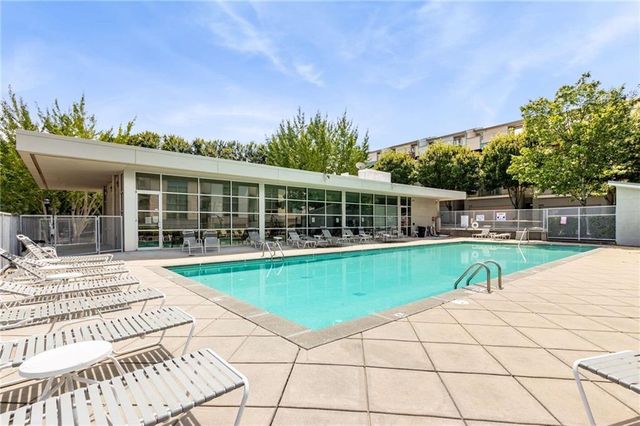 1338 Rietveld Row NW, Atlanta, GA 30318