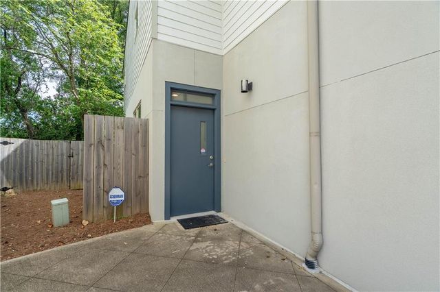 1338 Rietveld Row NW, Atlanta, GA 30318