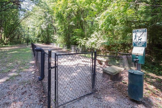 1338 Rietveld Row NW, Atlanta, GA 30318
