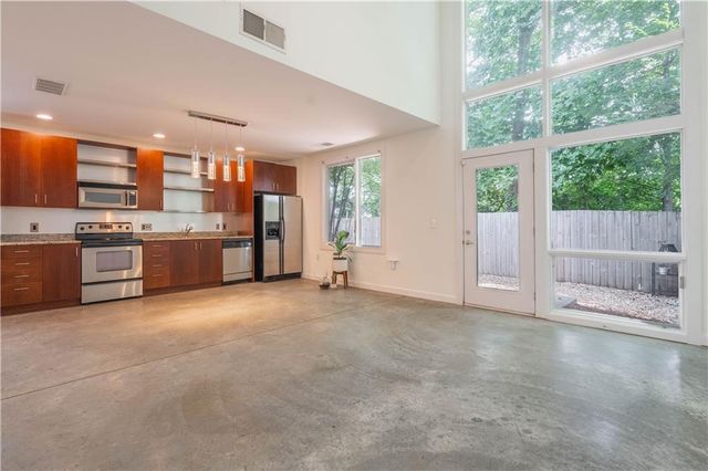 1338 Rietveld Row NW, Atlanta, GA 30318