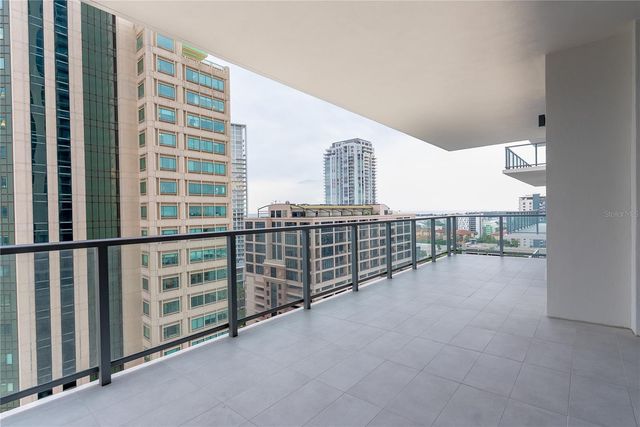 275 1ST AVENUE S 1504, St Petersburg, FL 33701