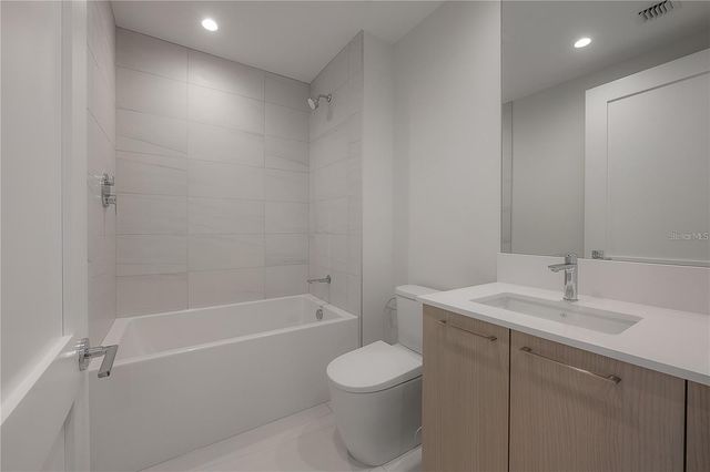 275 1ST AVENUE S 1504, St Petersburg, FL 33701