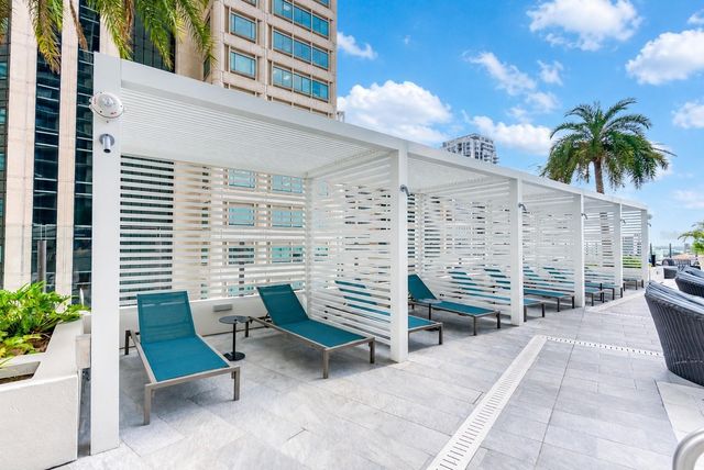 275 1ST AVENUE S 1504, St Petersburg, FL 33701