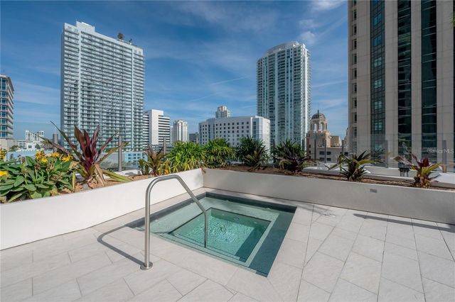 275 1ST AVENUE S 1504, St Petersburg, FL 33701