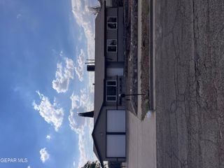 2325 KEN VENTURI Lane, El Paso, TX 79936