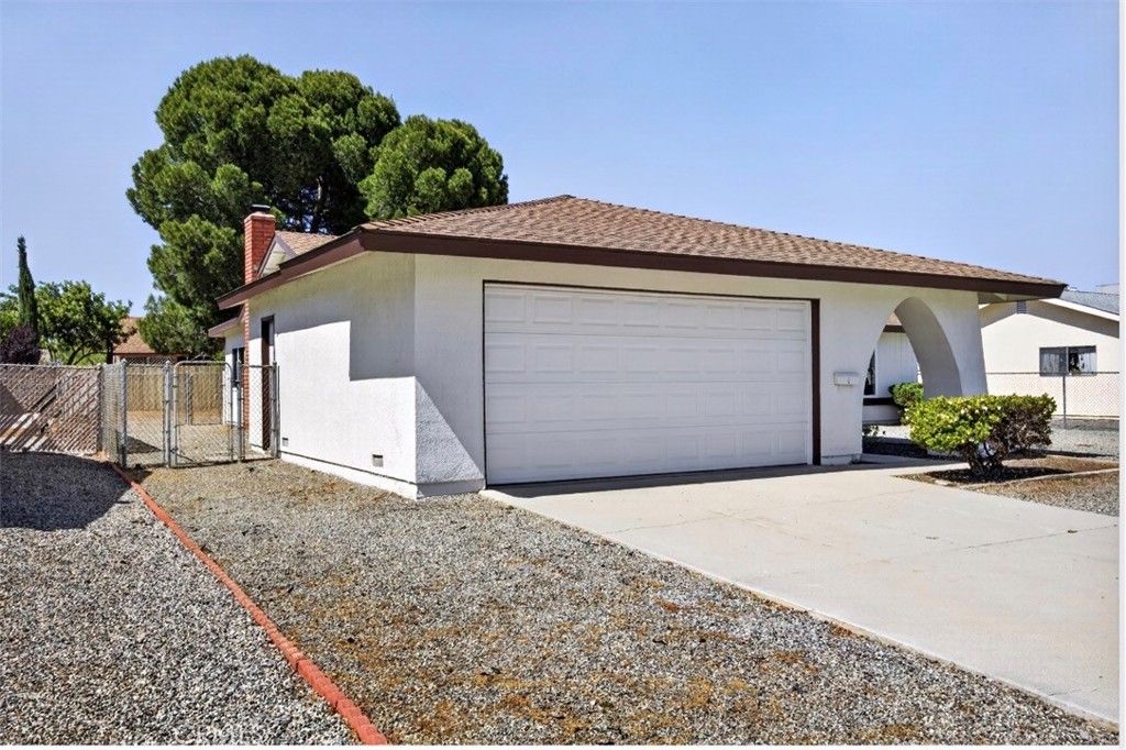 Image 2 of property listing at 26170 Lancaster, Sun City, CA 92586