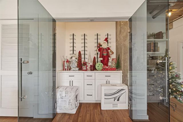 204 Travis Street 2B, Houston, TX 77002