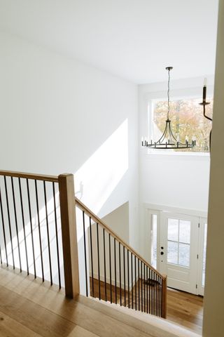 809 Chase Rd, Lunenburg, MA 01462
