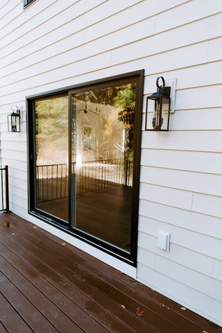 809 Chase Rd, Lunenburg, MA 01462