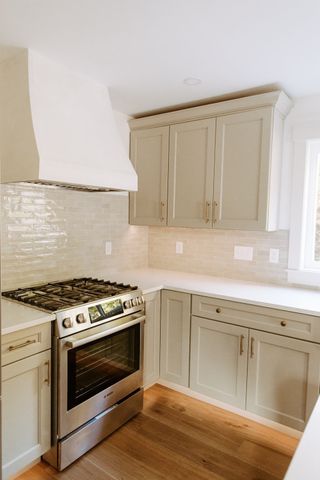 809 Chase Rd, Lunenburg, MA 01462