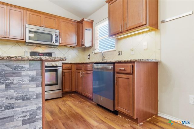 801 Covent Drive, Kyle, TX 78640