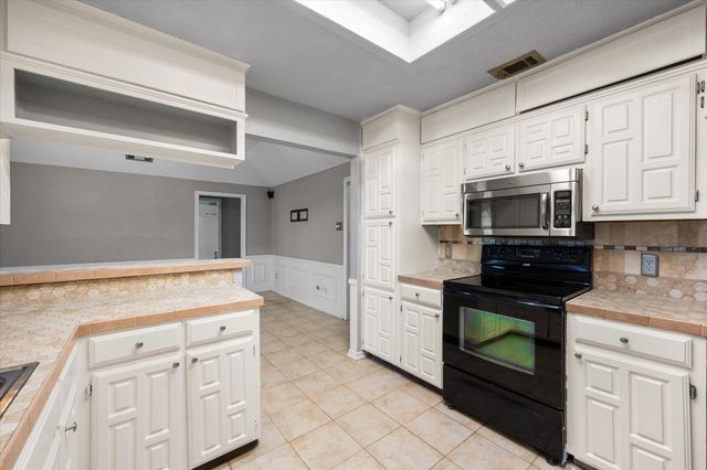 703 Buckboard Street, Ovilla, TX 75154