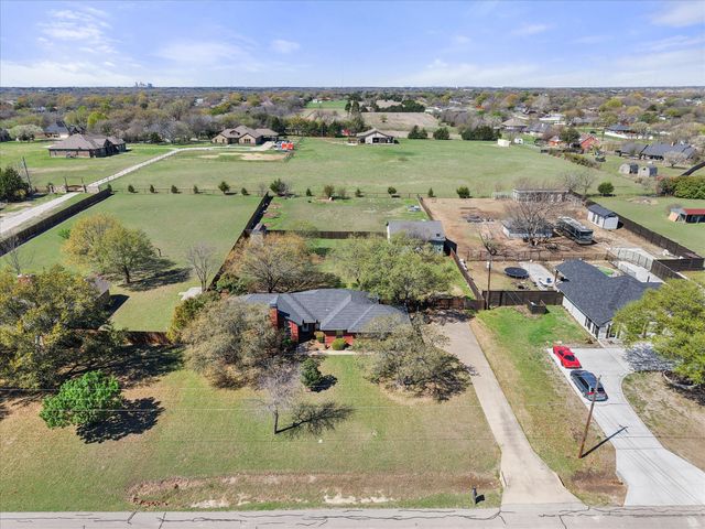 703 Buckboard Street, Ovilla, TX 75154