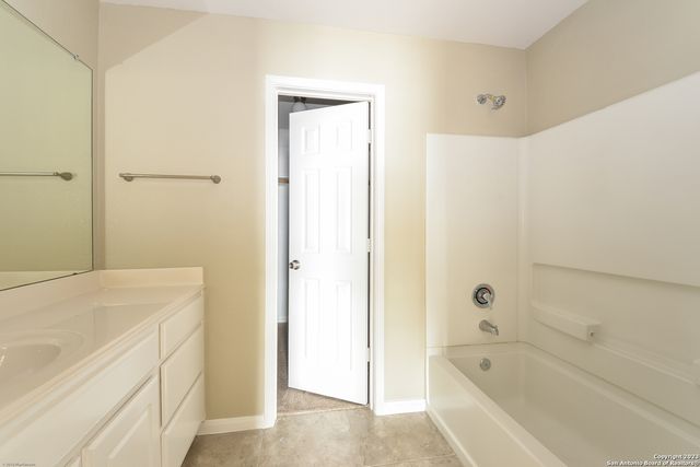 11023 Inner Canyon, San Antonio, TX 78252