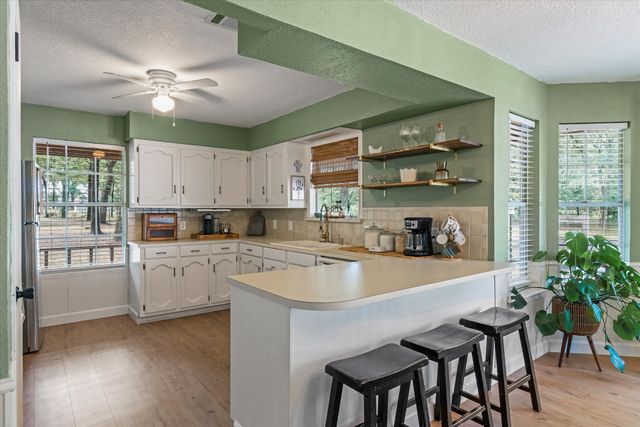 400 Vz County Road 1112, Grand Saline, TX 75140