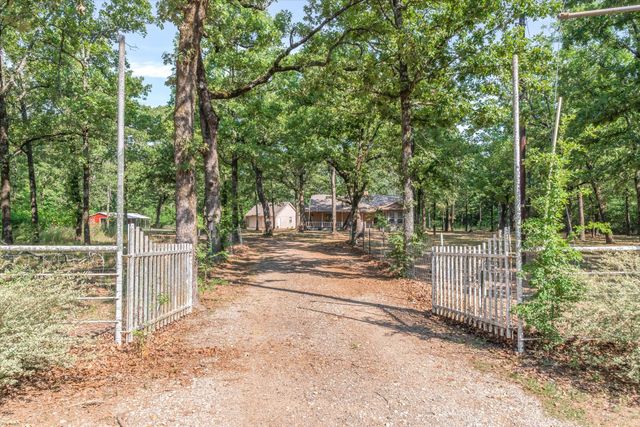 400 Vz County Road 1112, Grand Saline, TX 75140