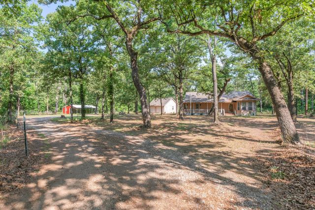 400 Vz County Road 1112, Grand Saline, TX 75140