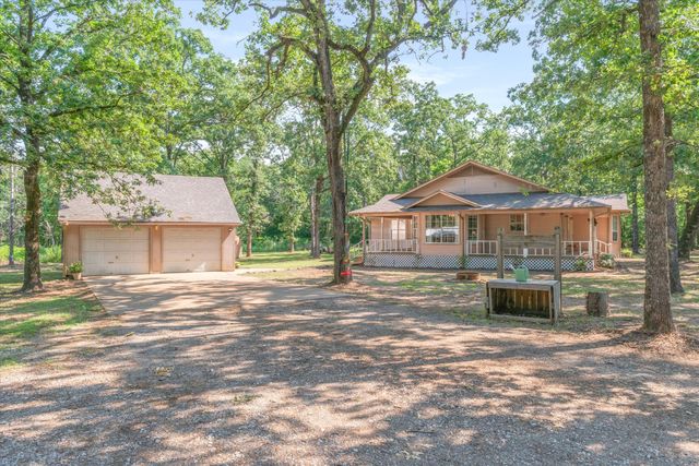 400 Vz County Road 1112, Grand Saline, TX 75140