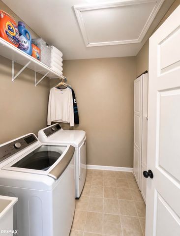 51571 Bedford Street, New Baltimore, MI 48047