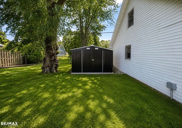 51571 Bedford Street, New Baltimore, MI 48047