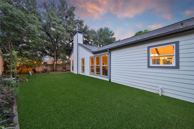 1363 Beaujolais Lane, Houston, TX 77077