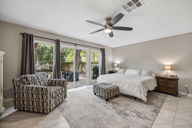 1363 Beaujolais Lane, Houston, TX 77077