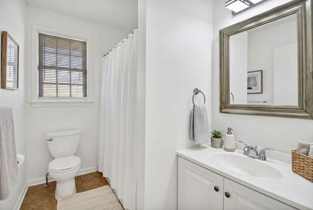 238 Townes Dr, Nashville, TN 37211