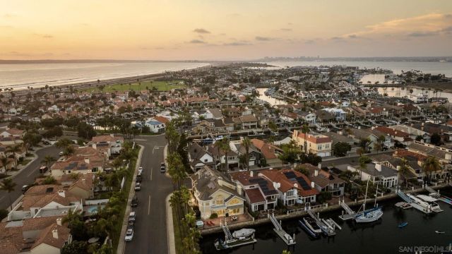 35 Buccaneer Way, Coronado, CA 92118