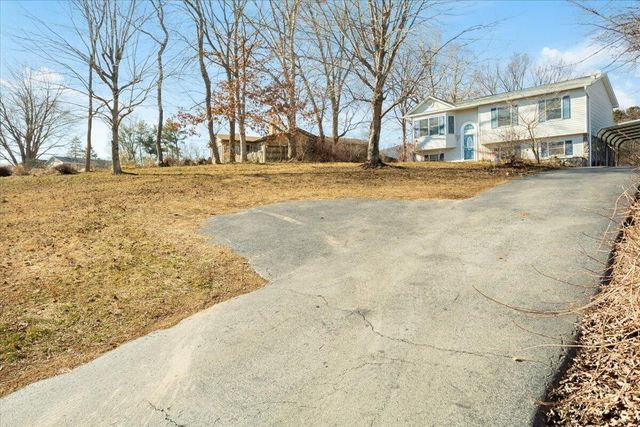 4600 Tobey RD, Salem, VA 24153