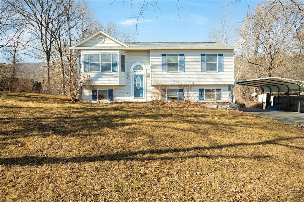 4600 Tobey RD, Salem, VA 24153