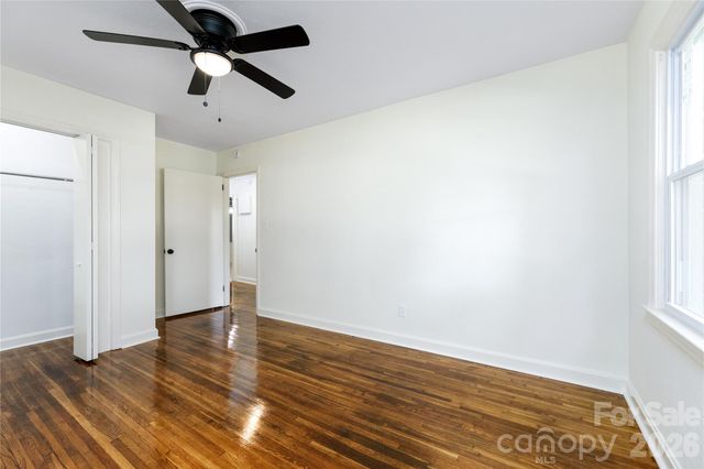 214 McGinnis Avenue, Lincolnton, NC 28092