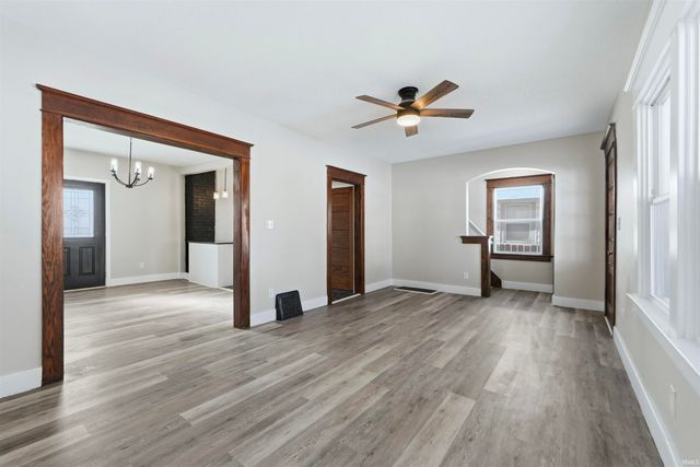 1326 Dodge Avenue, Fort Wayne, IN 46805