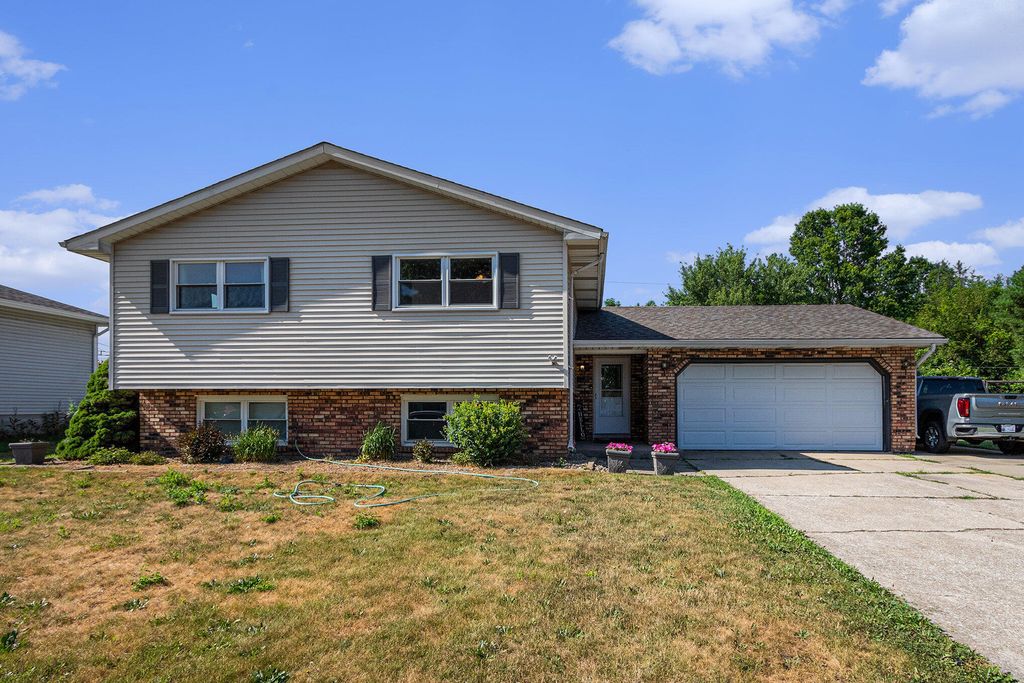 6576 Fairview Avenue, Portage, IN 46368
