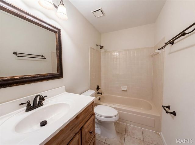 16201 Surfview Court, Grover, MO 63040