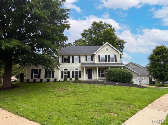 16201 Surfview Court, Grover, MO 63040