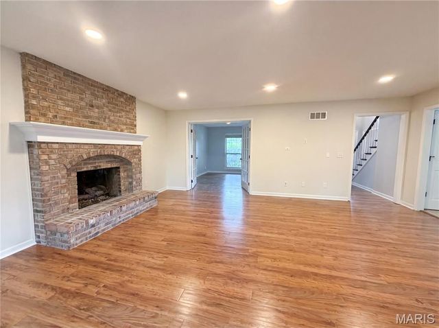16201 Surfview Court, Grover, MO 63040