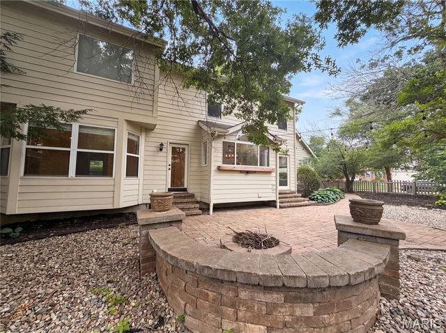 16201 Surfview Court, Grover, MO 63040