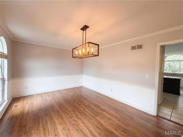 16201 Surfview Court, Grover, MO 63040