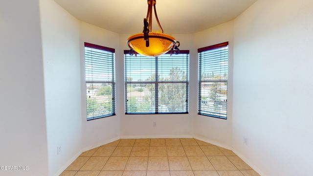 6256 ESCONDIDO Drive, El Paso, TX 79912